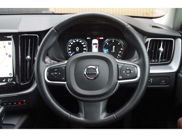 Volvo XC60 5