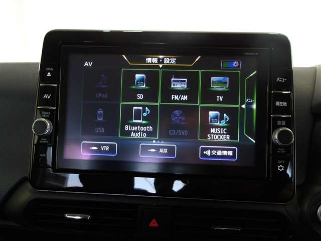 Mitsubishi eK X 11