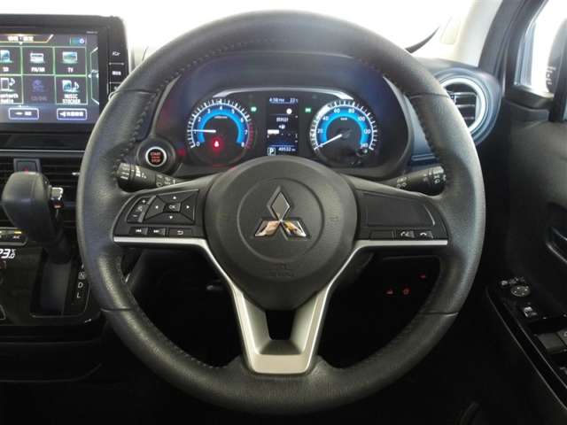 Mitsubishi eK X 4