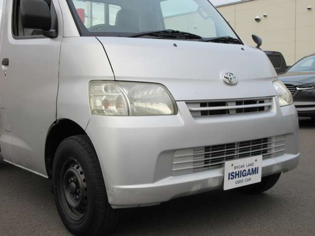 Toyota Light Ace Truck 10
