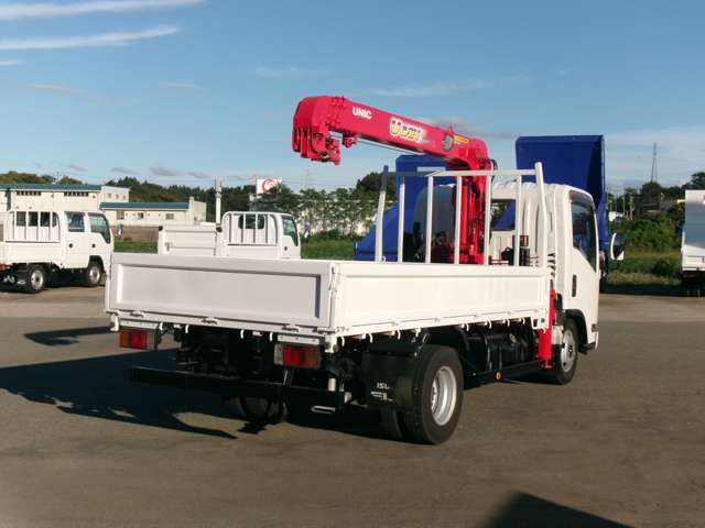 Isuzu Elf 7