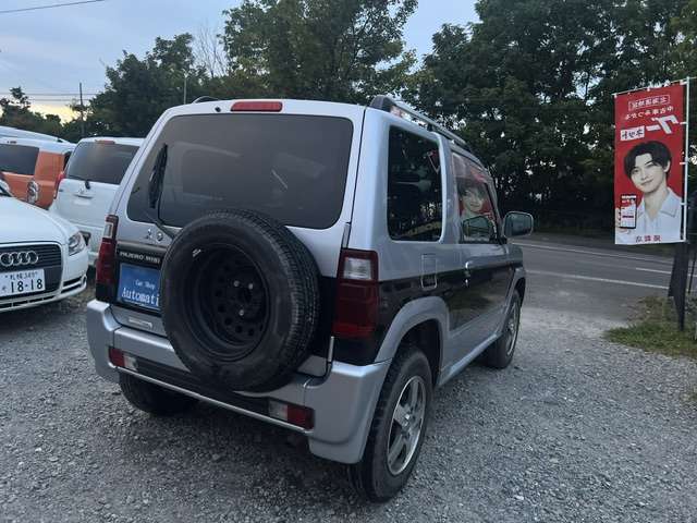 Mitsubishi Pajero Mini 10
