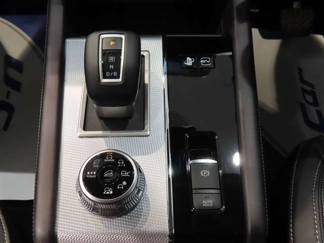 Mitsubishi Outlander 11