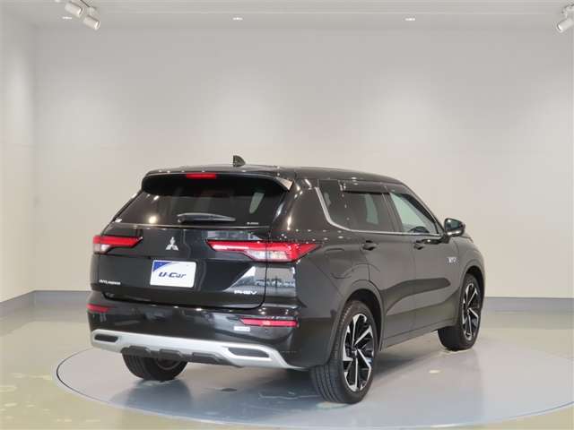 Mitsubishi Outlander 3