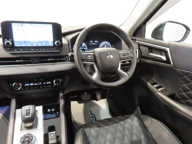 Mitsubishi Outlander 5