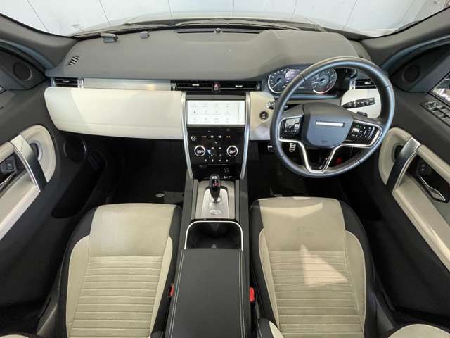 Land Rover Discovery Sport 6