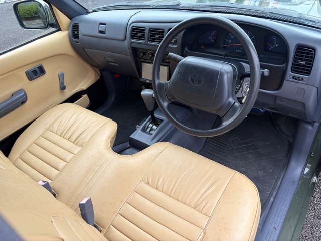 Toyota Hilux 3