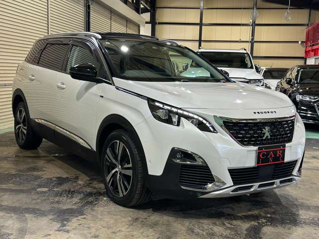 Peugeot 5008 4