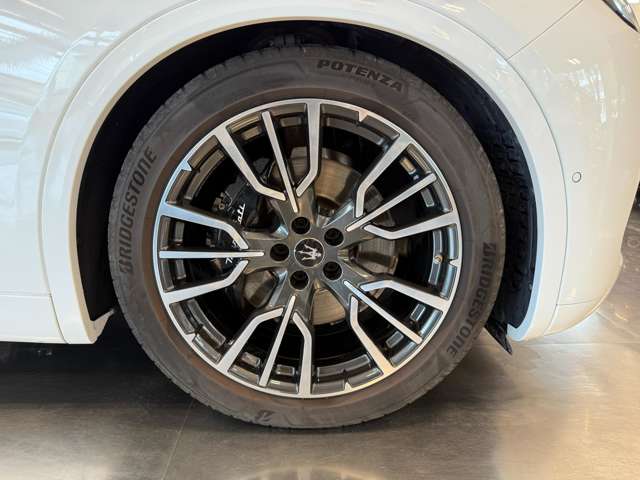 Maserati Grecale 12