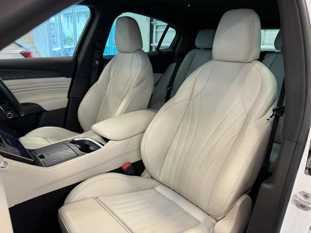Maserati Grecale 4