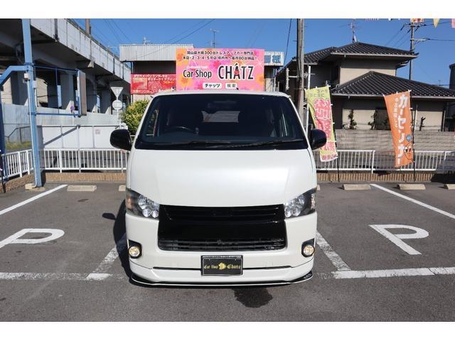 Toyota Hiace Van 2