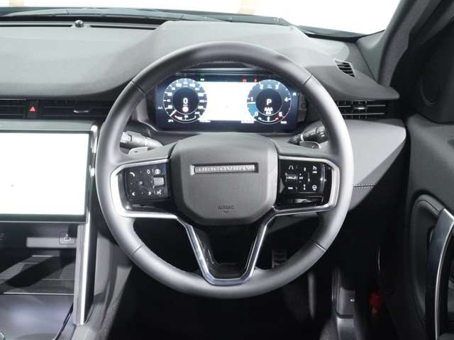 Land Rover Discovery Sport 11