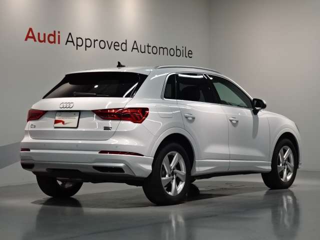 Audi Q3 7