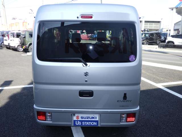 Suzuki Every 9