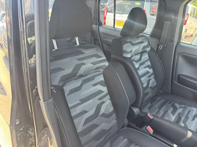 Daihatsu Taft 12