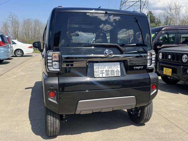 Daihatsu Taft 5