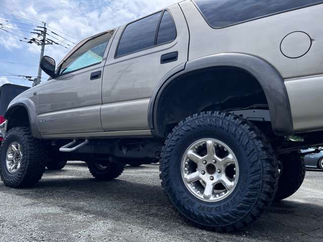 Chevrolet S-10 Blazer 3