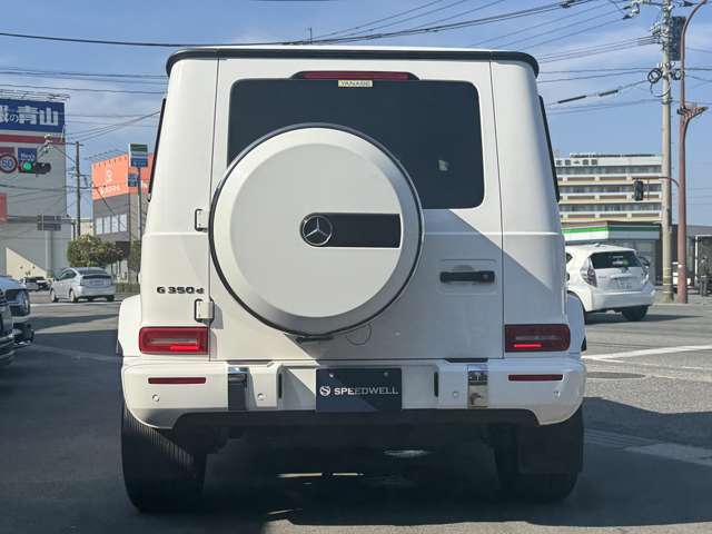 Mercedes-Benz G-Class 3