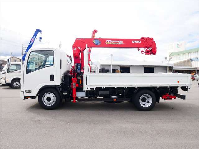 Isuzu Elf 3