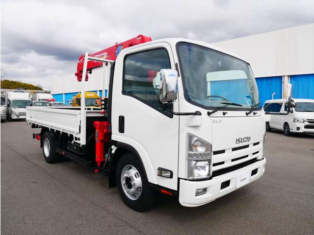 Isuzu Elf 8