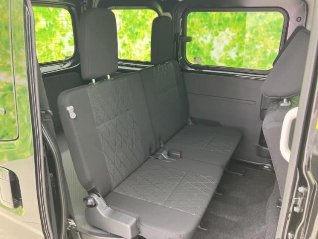 Daihatsu Atrai 6
