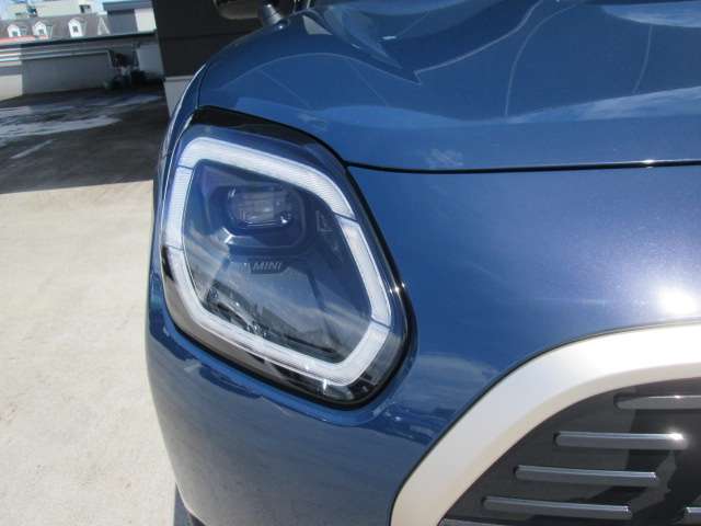 MINI Countryman 11