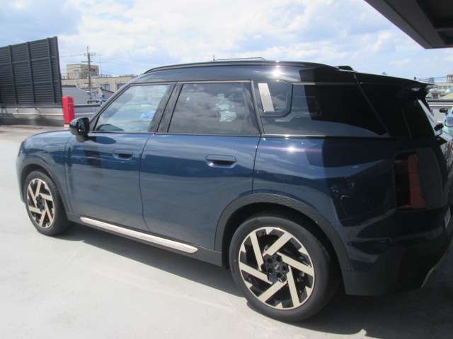 MINI Countryman 7
