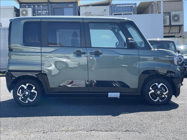 Mitsubishi Delica Mini 12