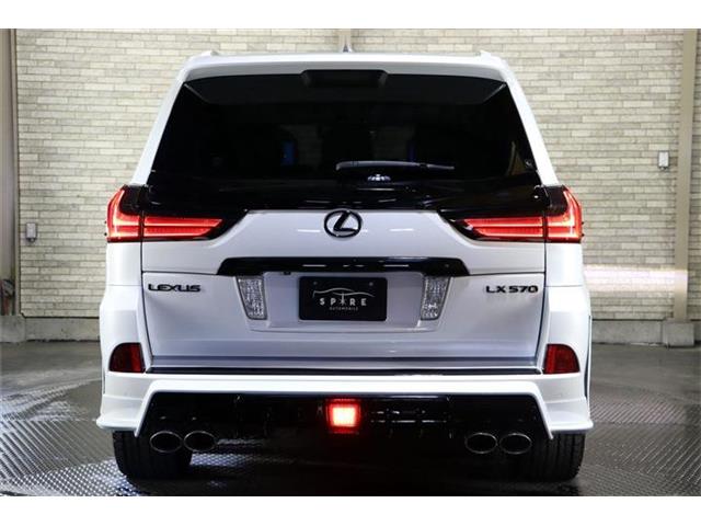 Lexus LX 7