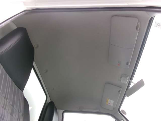 Mazda Bongo Truck 11