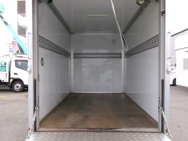Mazda Bongo Truck 6