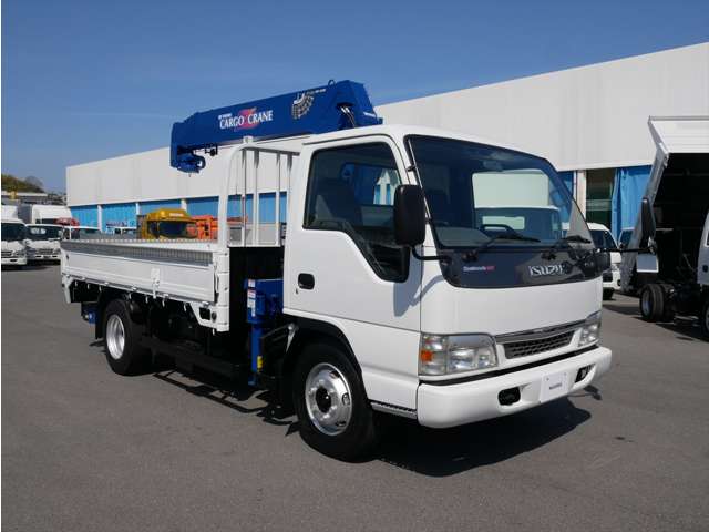 Isuzu Elf 4