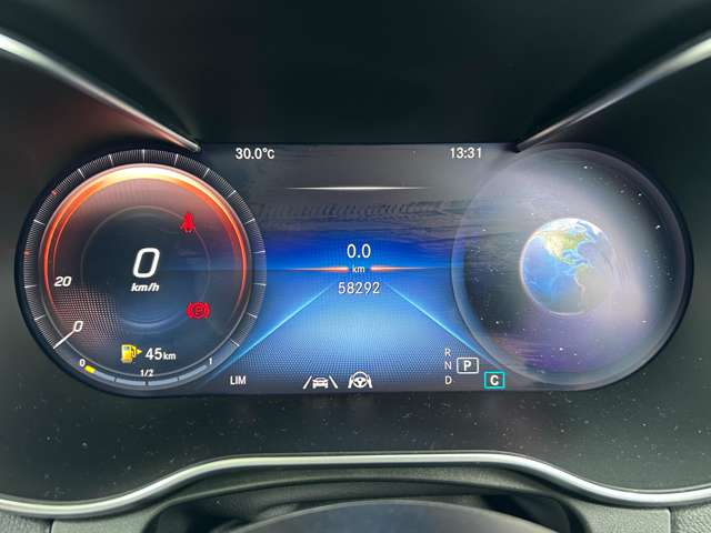Mercedes-Benz GLC 10