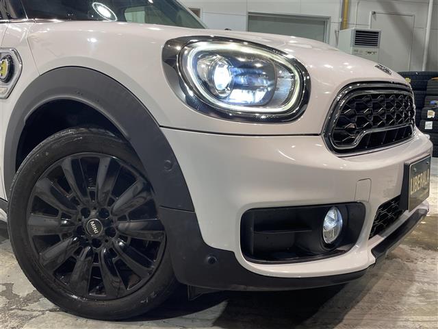 MINI Crossover 11