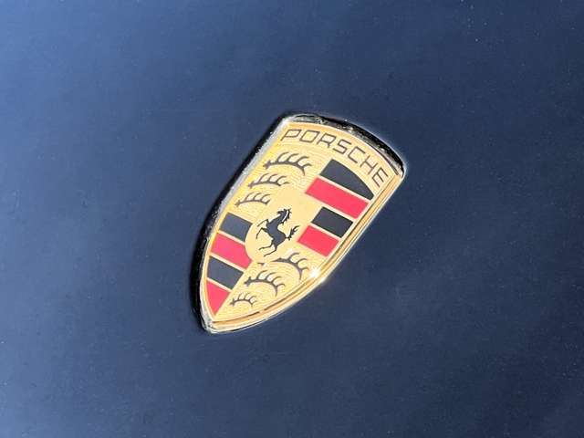 Porsche Macan 3