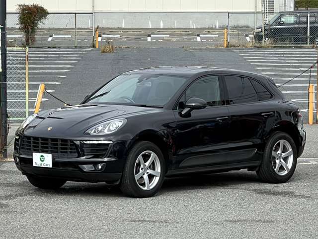 Porsche Macan 8