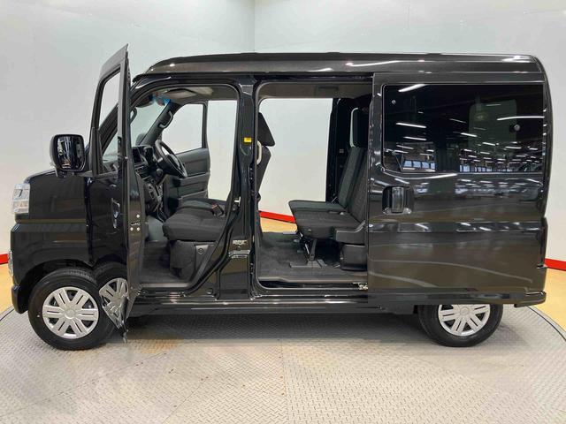 Daihatsu Atrai 7