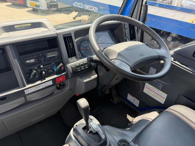Isuzu Elf 10