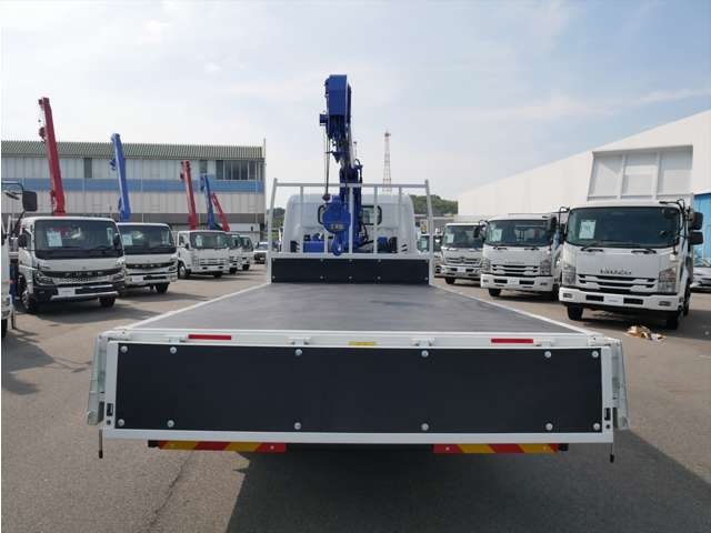 Mitsubishi Fuso Canter 11