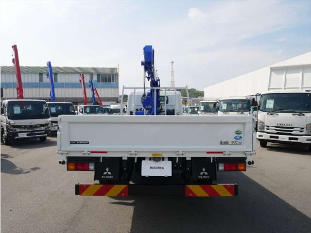 Mitsubishi Fuso Canter 7