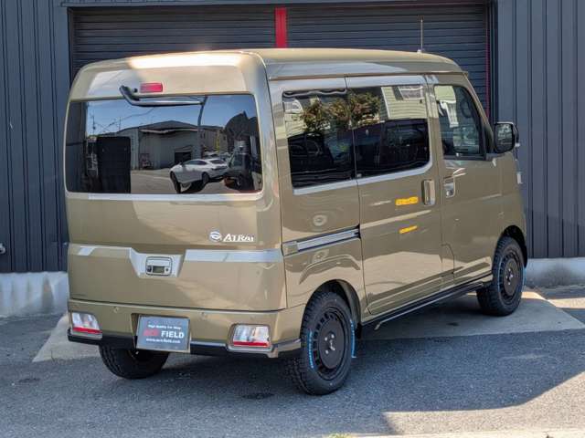Daihatsu Atrai 5