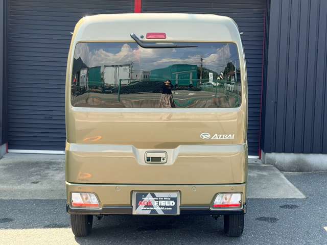 Daihatsu Atrai 6