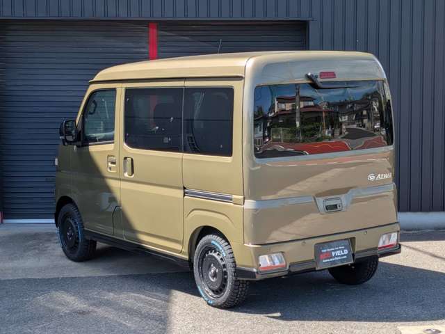 Daihatsu Atrai 7