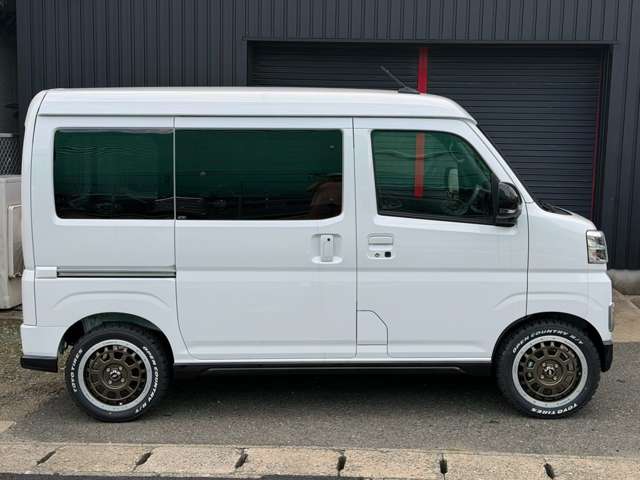 Daihatsu Atrai 6