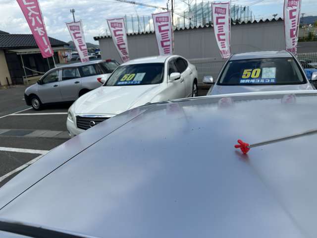 Daihatsu Mira 12