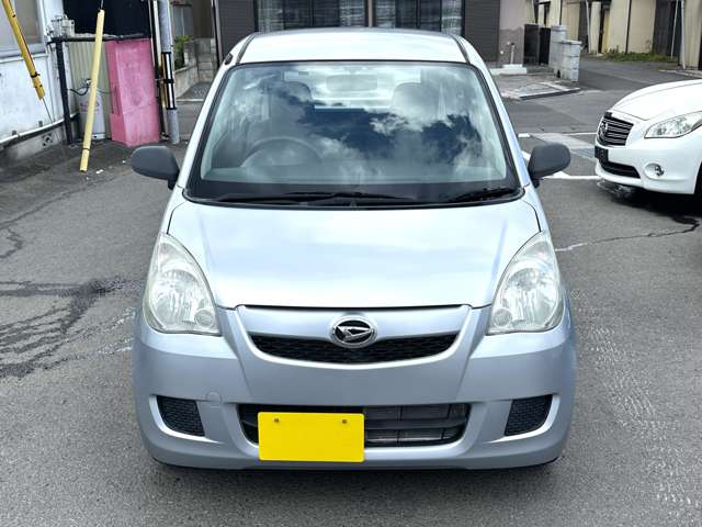 Daihatsu Mira 5