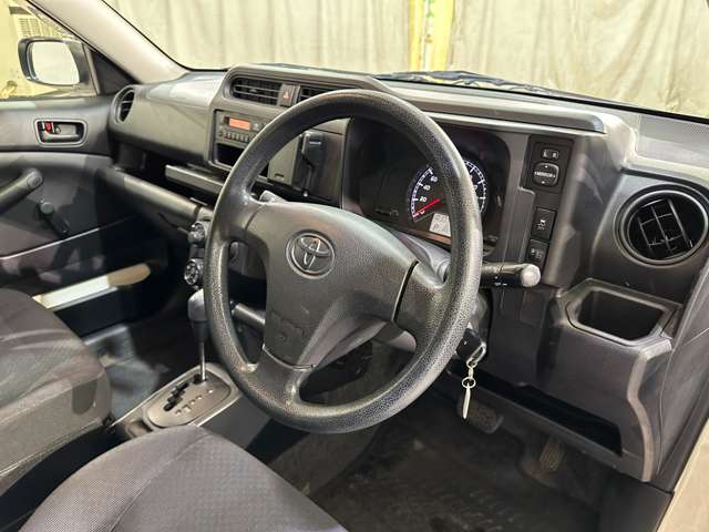 Toyota Probox Van 9
