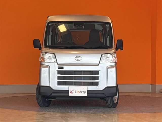Daihatsu Hijet Cargo 7