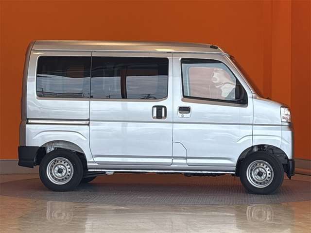 Daihatsu Hijet Cargo 9