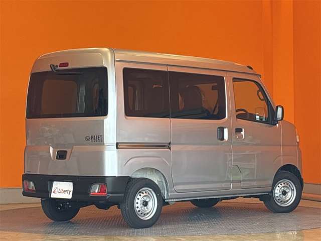 Daihatsu Hijet Cargo 10